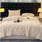 Dubbel­lagrad plyschfilt i jacquard