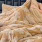 Dubbel­lagrad plyschfilt i jacquard
