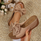 👡 50 % RABATT! 🎀 Tåöppna sandaler med kilklack och rosett för damer – eleganta, bekväma och perfekta för sommaren och festliga tillfällen 🌸