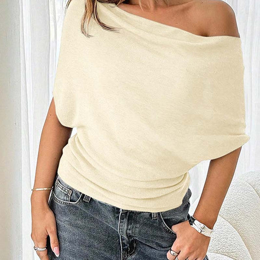 👚 50% RABATT ✨ | Asymmetrisk Topp – Bar Axel & Fladdermusärmar